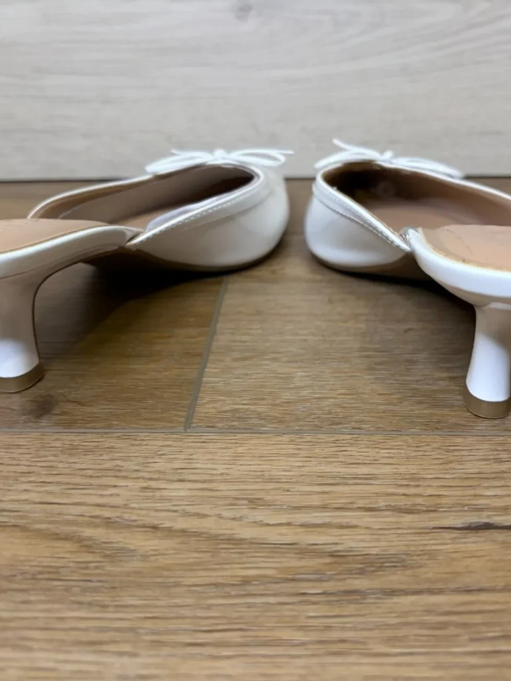I.N.C. International Concepts Caetti Pointed Heeled Mules White Patent Size 7M
